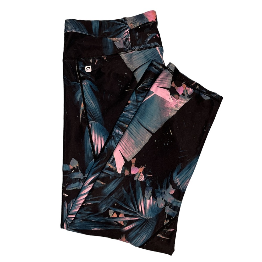 Gently worn Fabletics cropped leggings